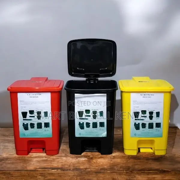 Quick Access High Capacity 30 Litres Hard Plastic Step Pedal Waste Bin