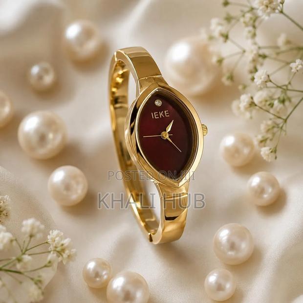 Ieke Ladies Bracelet Watch