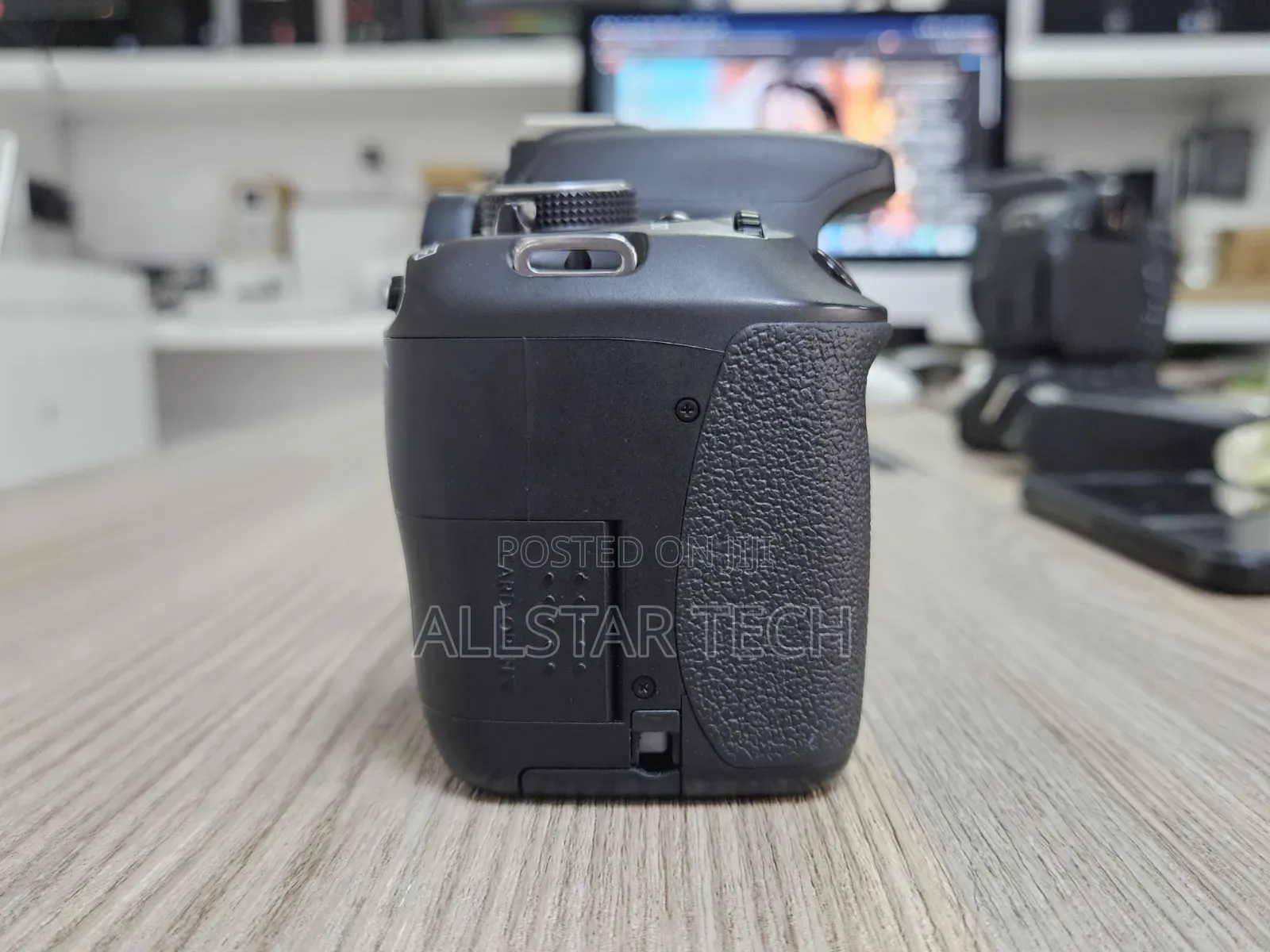 Canon 600d/Rebel T3i (Body Only)