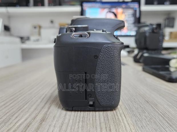 Canon 600d Body - thumbnail 5