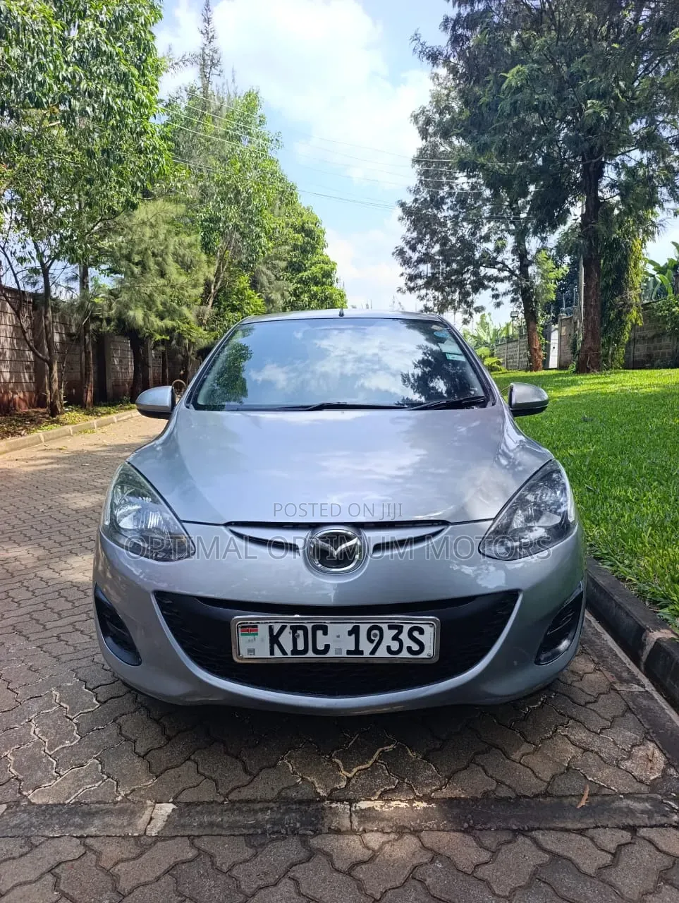 Mazda Demio 2012 Silver