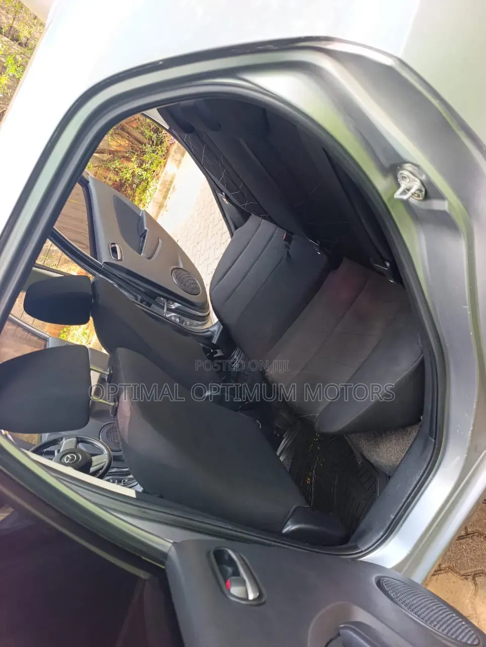 Mazda Demio 2012 Silver