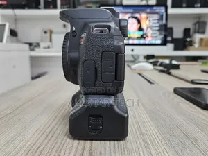 Canon Rebel T5i With Battery Grip