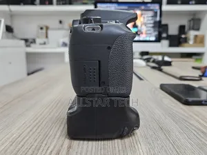 Canon Rebel T5i With Battery Grip