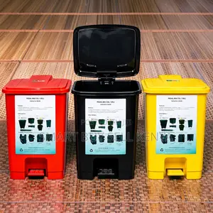 Strong Structure Simple Operation 30l Hard Plastic Step Pedal Dust Bin