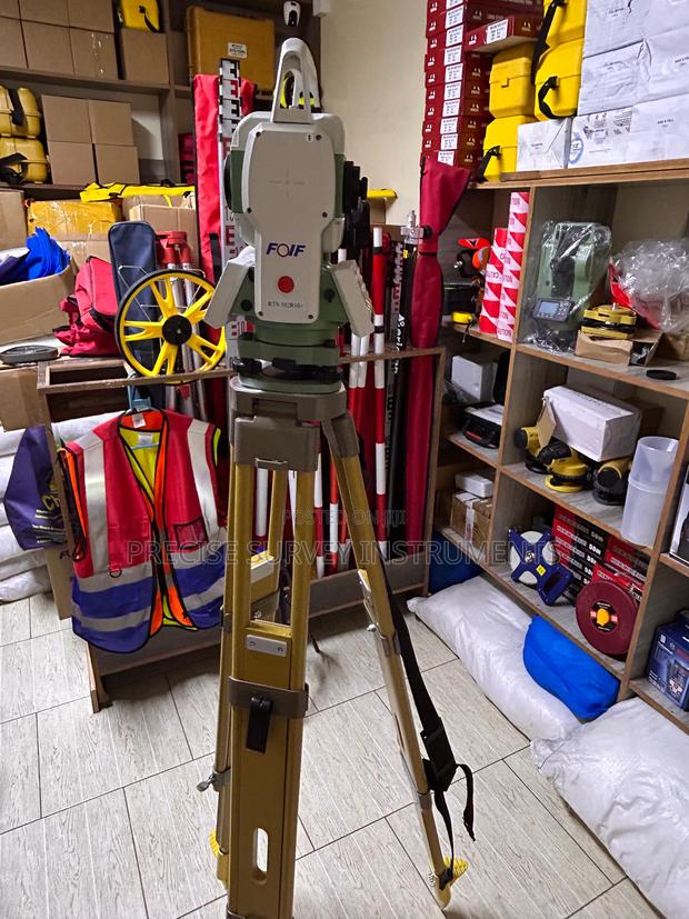 High Stability Wooden Tripod for Survey Instruments