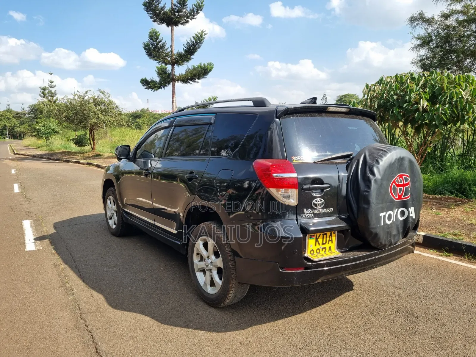Toyota Vanguard 2014 Black
