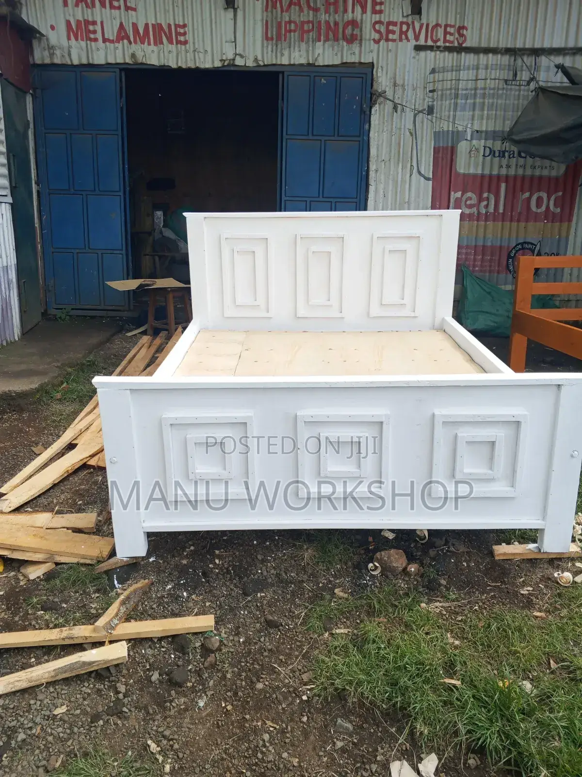 Modern White 5*6 Wooden Bed