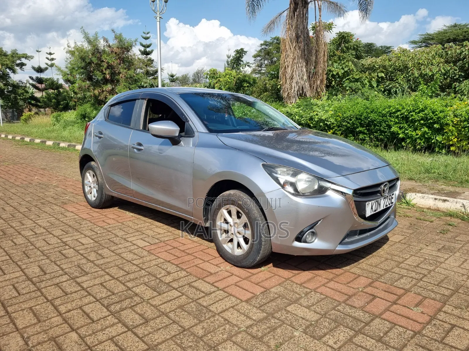 Mazda Demio 2016 Gray