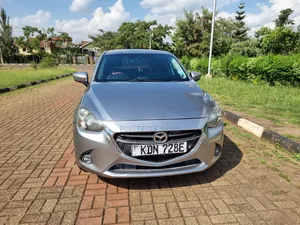 Mazda Demio 2016 Gray