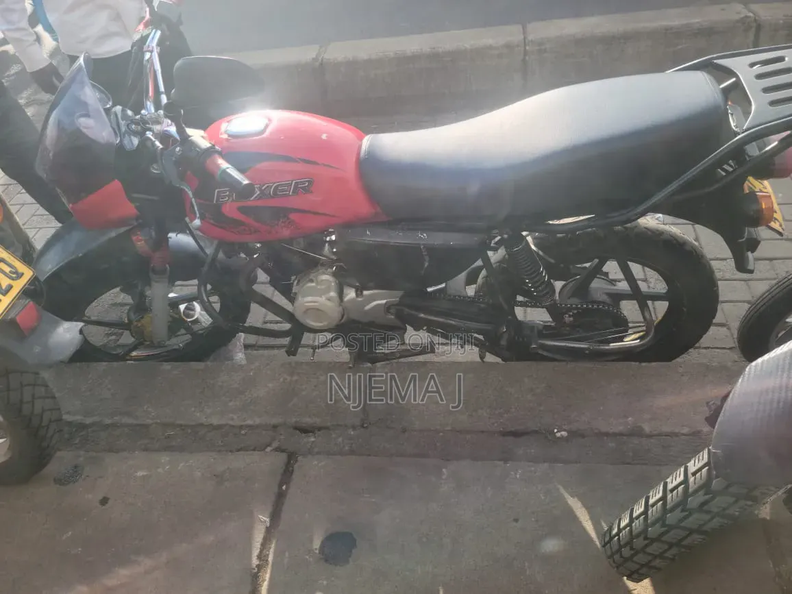 Bajaj Boxer 150 UG 2021 Red