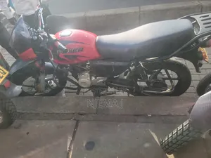 Bajaj Boxer 150 UG 2021 Red