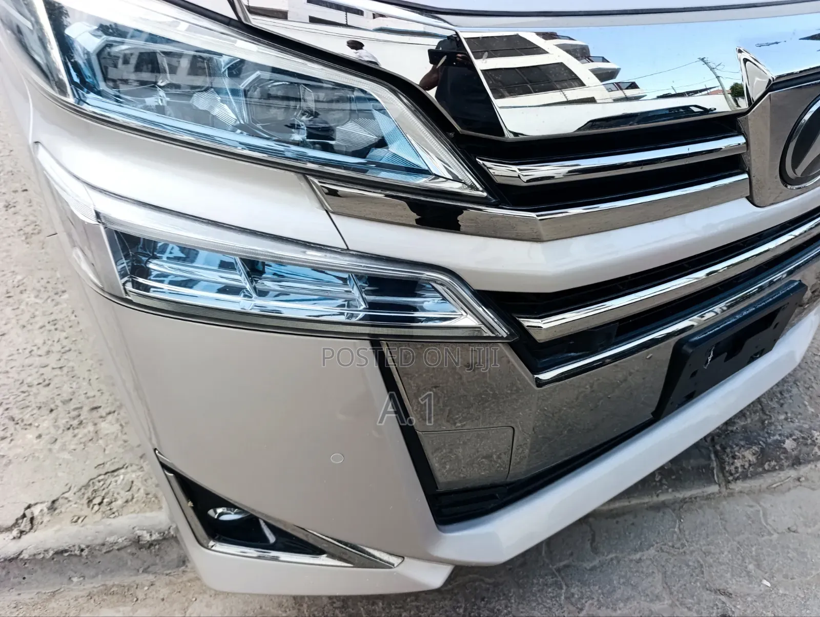 Toyota Vellfire 2019 Gold