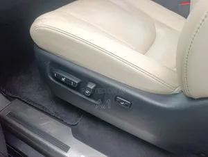Lexus LX 570 AWD 2019 Black