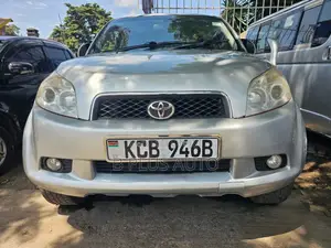 Toyota Rush 2009 Silver