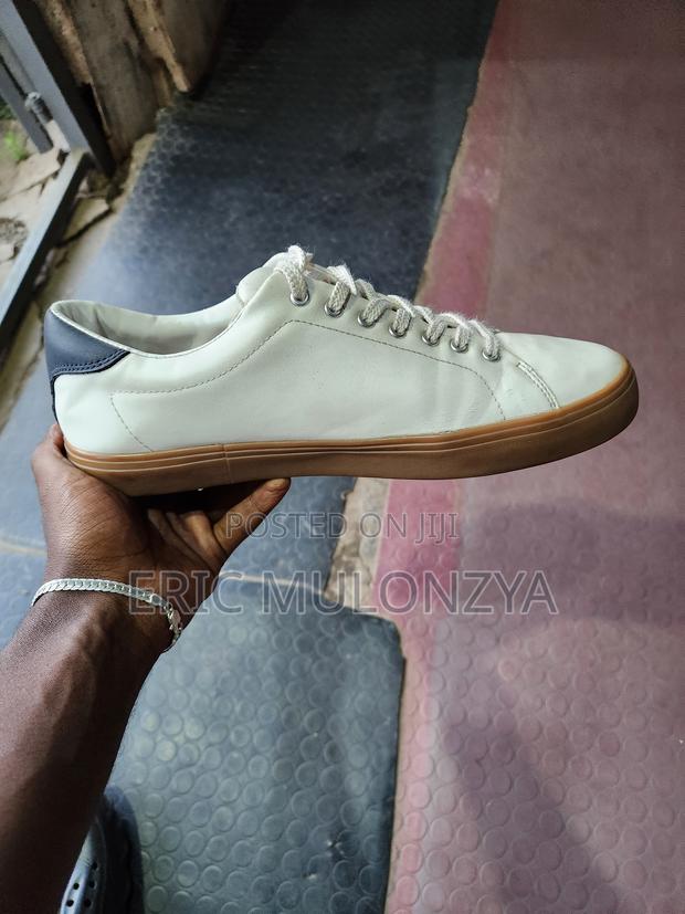White Sneakers - thumbnail 3