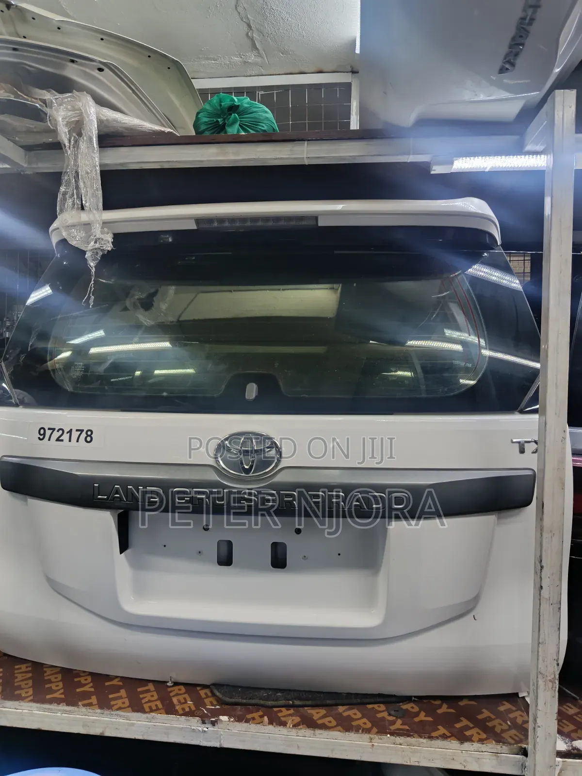 Prado J150 Boot