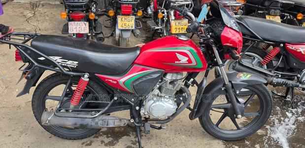 Honda CB 2025 Red - thumbnail 2