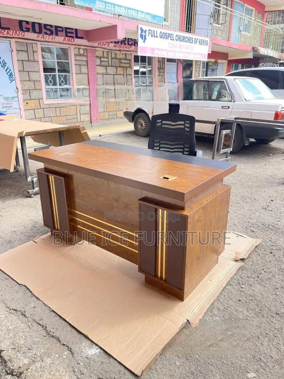 Ceo Executive Desk With Storage