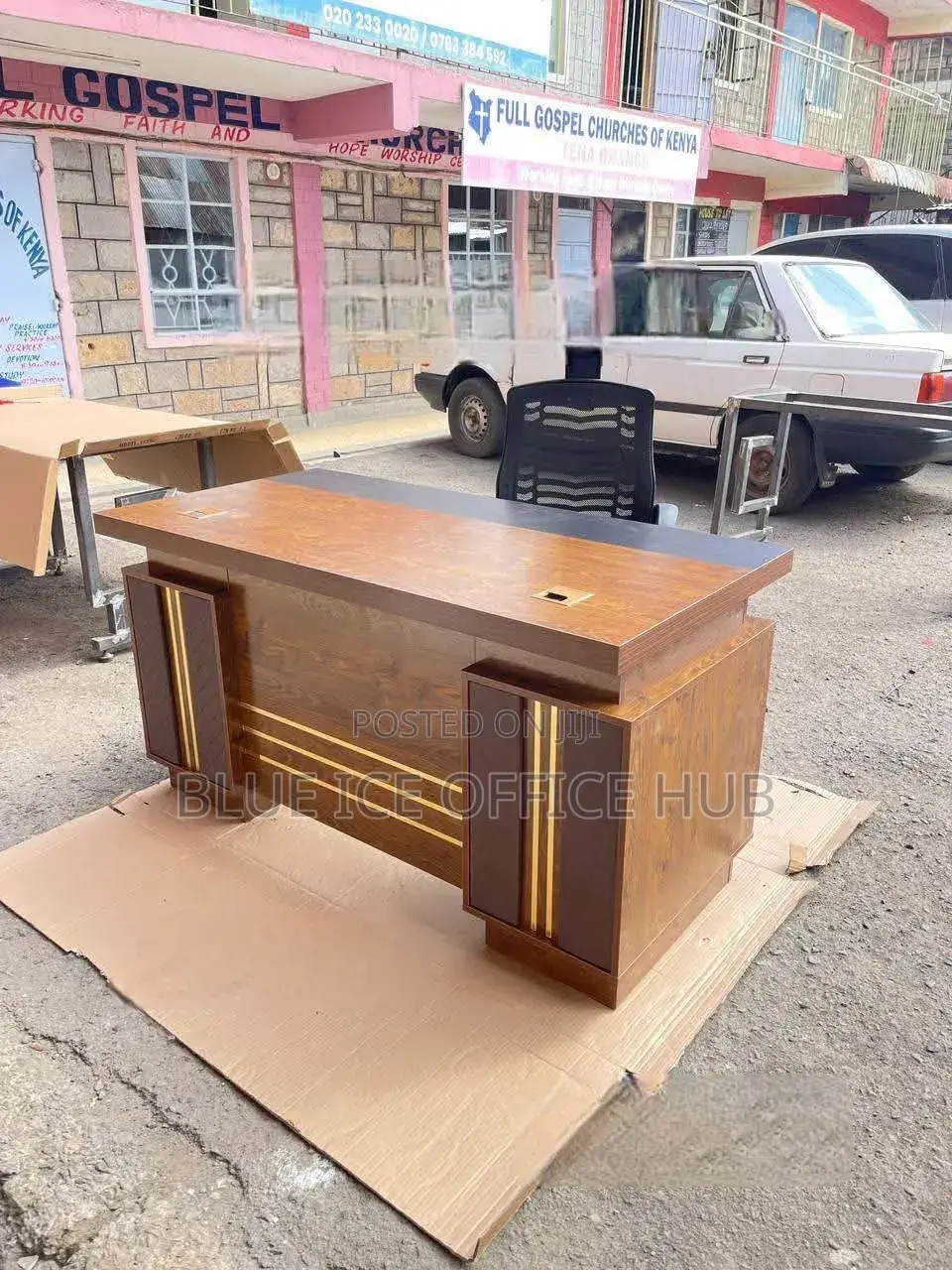 Ceo Executive Desk With Storage