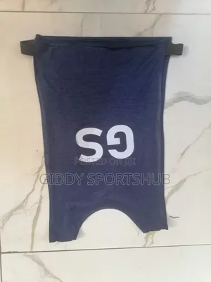 (Set of 7) Netball Bibs/Beebs