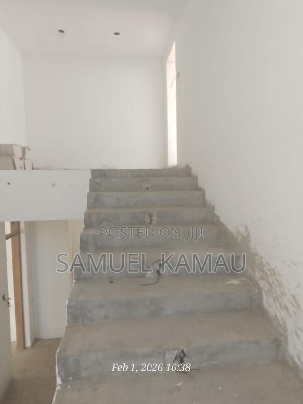 4 Bedroom Residential Property for Sale - main view