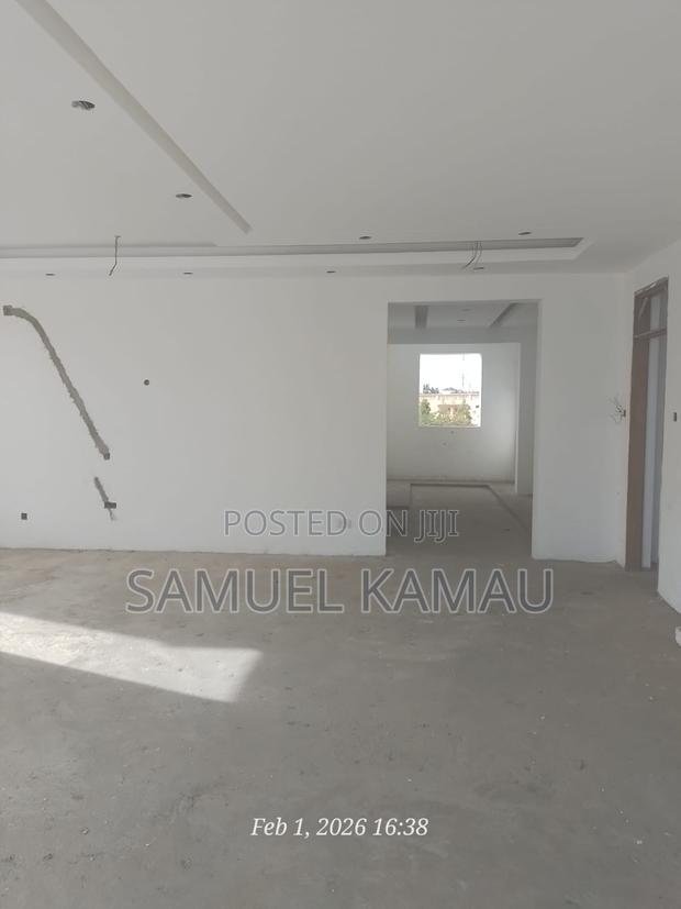 4 Bedroom Residential Property for Sale - thumbnail 4