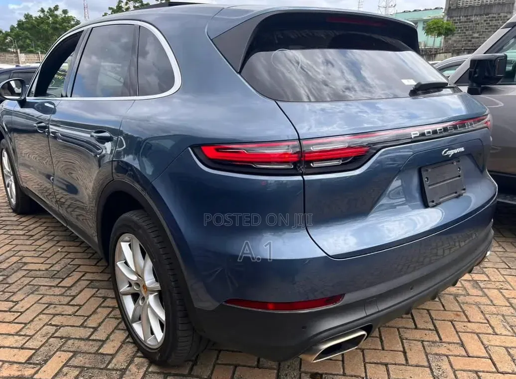 Porsche Cayenne Base AWD 2019 Blue