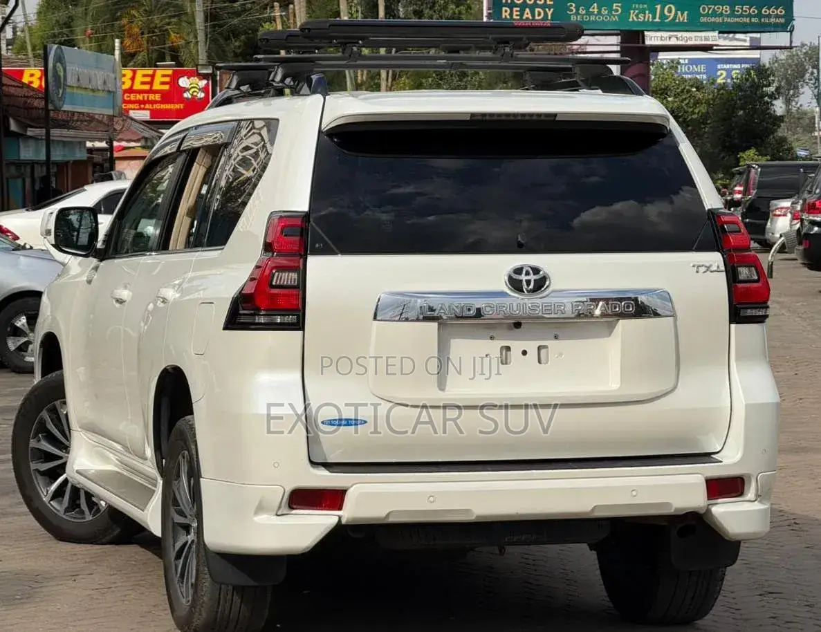 Toyota Land Cruiser Prado 2.8 2020 White