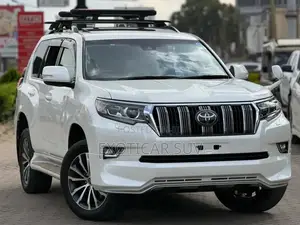 Toyota Land Cruiser Prado 2.8 2020 White