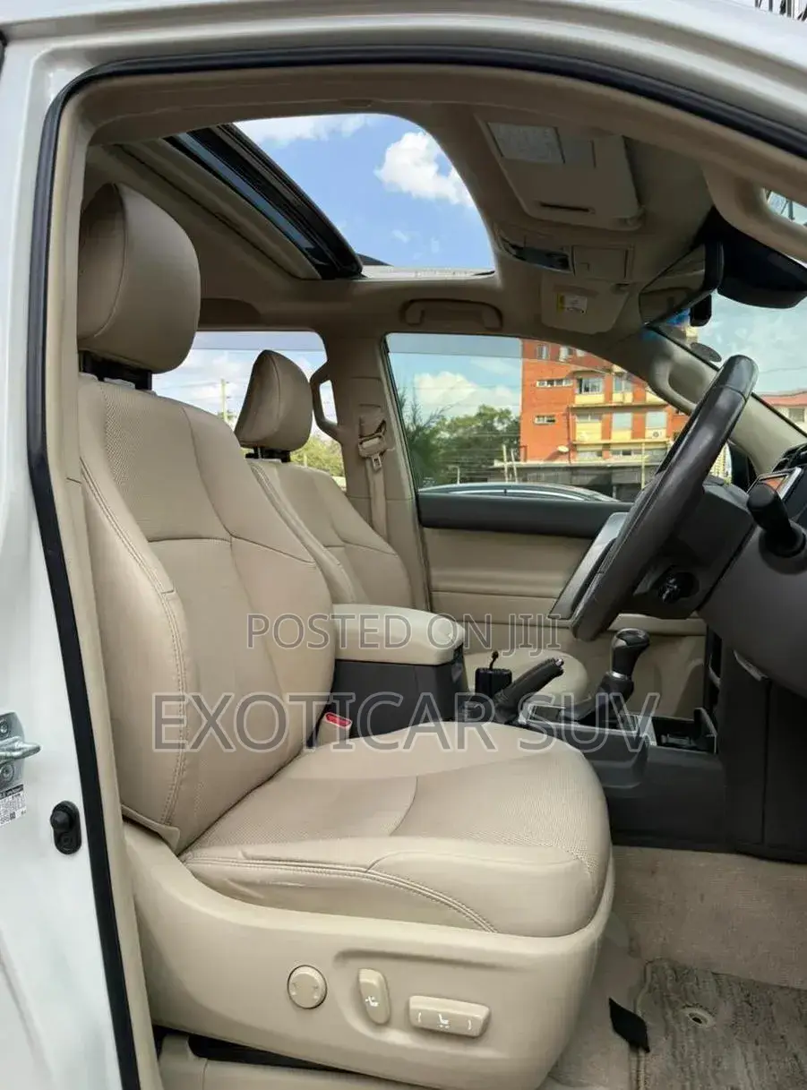 Toyota Land Cruiser Prado 2.8 2020 White