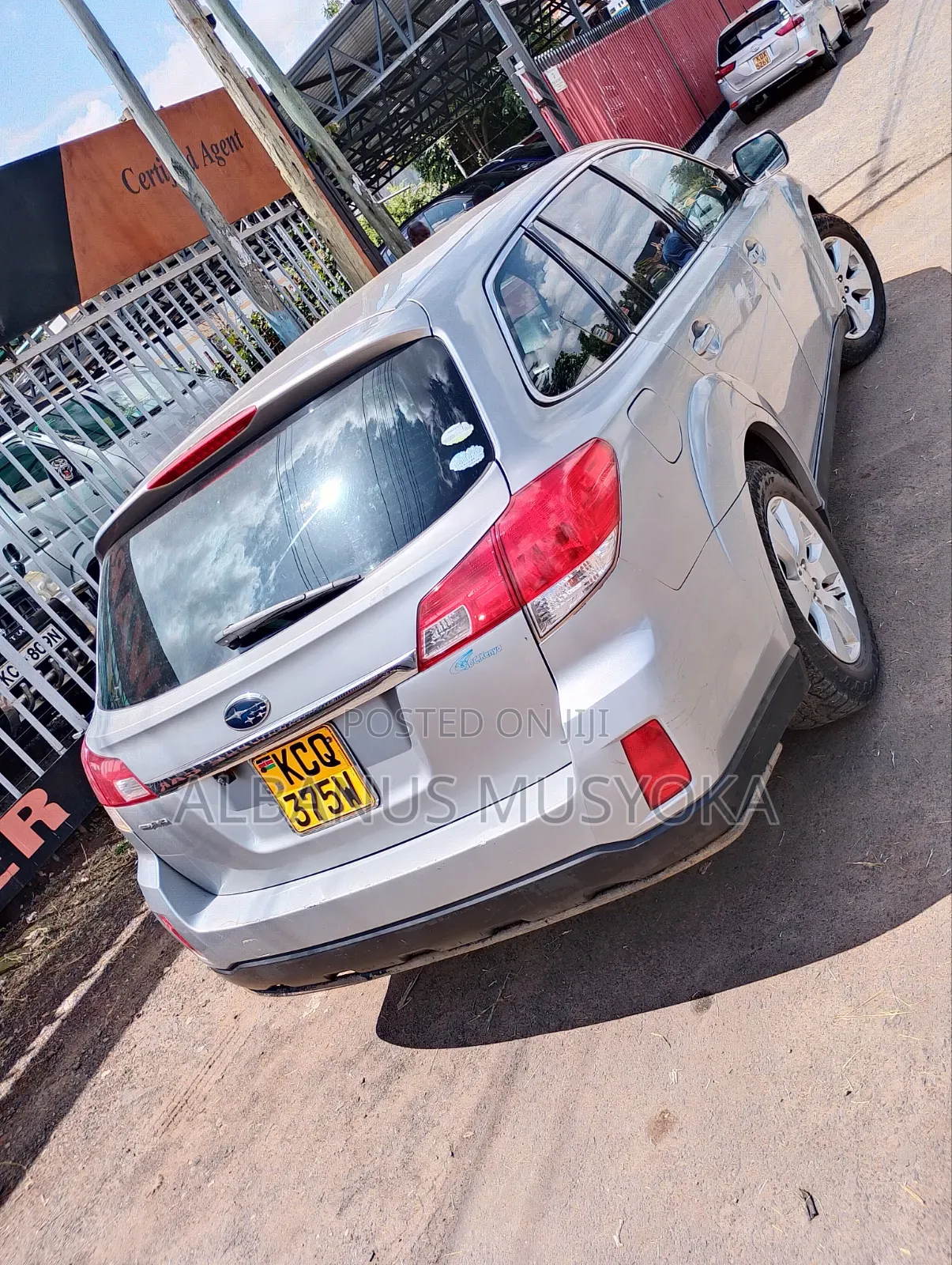 Subaru Outback 2010 Gray