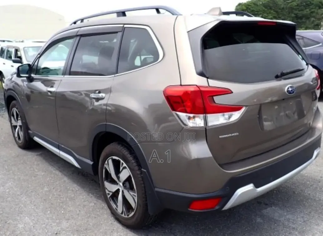 Subaru Forester Touring AWD 2019 Gold