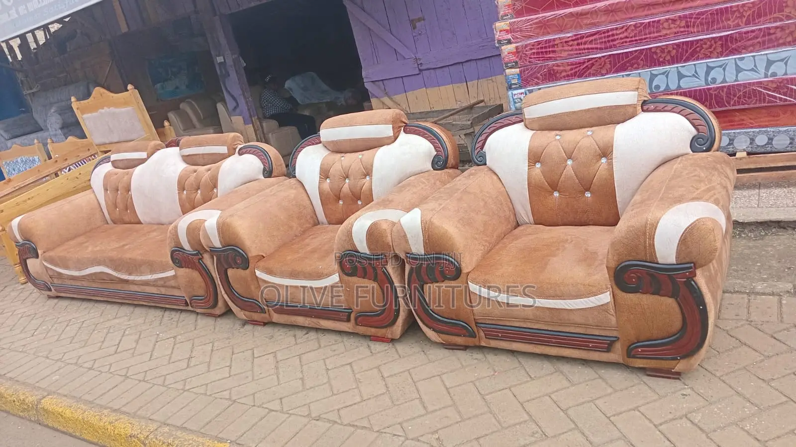 Brown Lion Seat