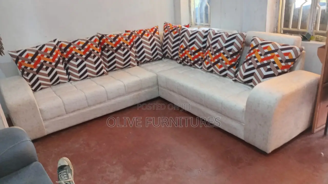 White L Seat