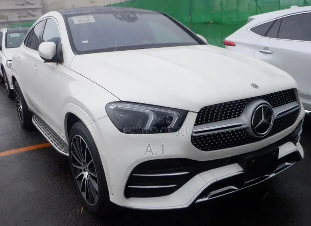 Mercedes-Benz GLE-Class GLE 400d 4MATIC 2019 White