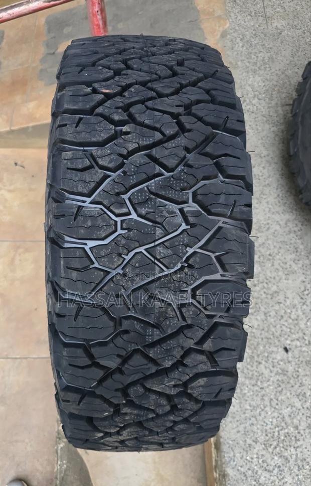 285/65r18 Bfgoodrich Tyre Ko2 - thumbnail 2