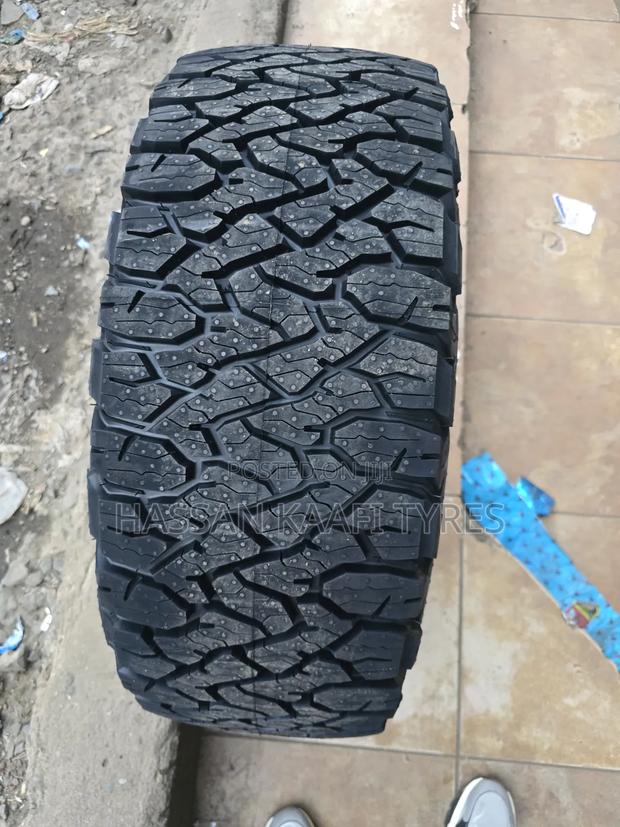 265/60r18 Bfgoodrich Tyre - thumbnail 2