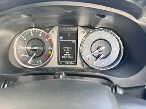 Toyota Hilux 2021 Black