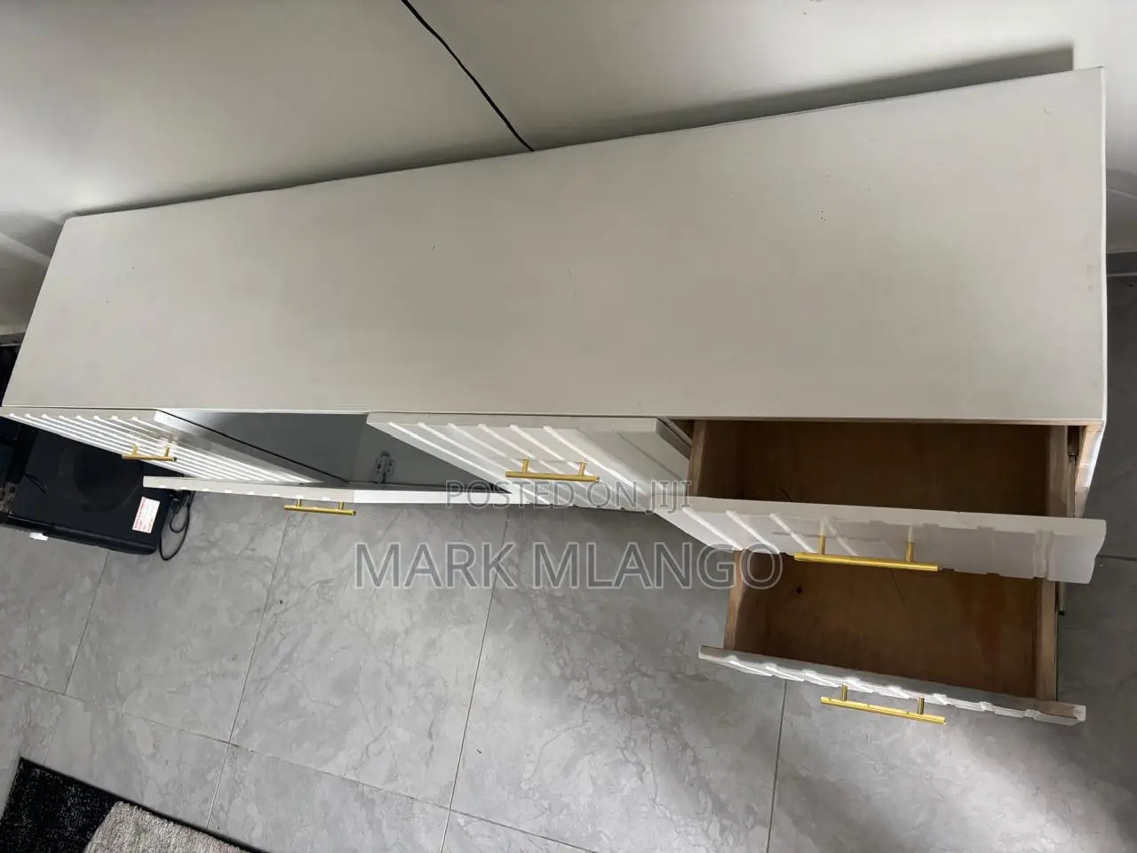 White Tv Stand