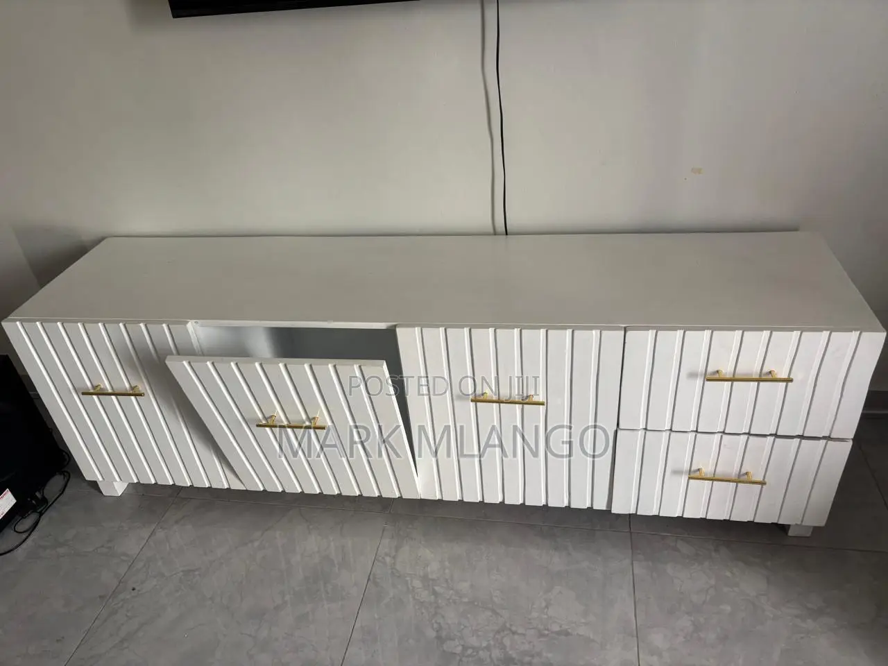 White Tv Stand