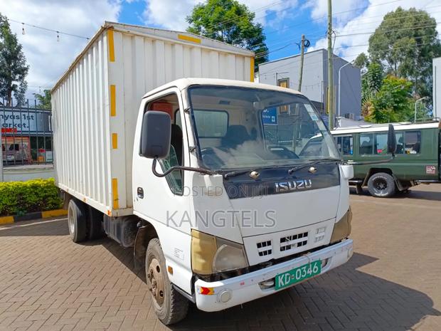 Isuzu NKR 4.3 - thumbnail 3
