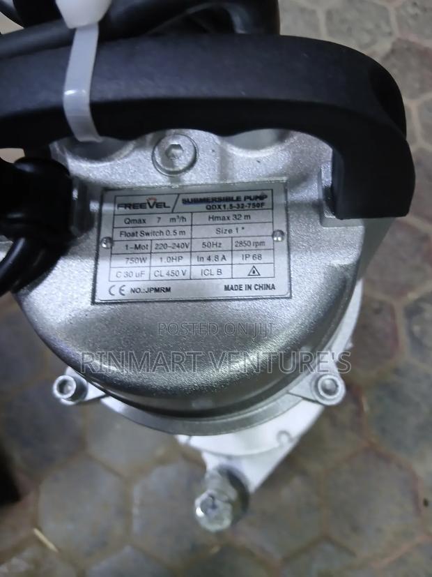 Frevel Submersible Water Pump - main view