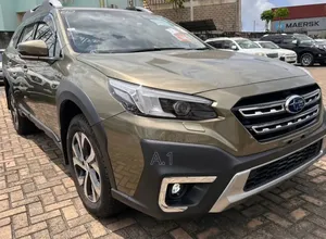 Subaru Outback Touring 2022 Gold