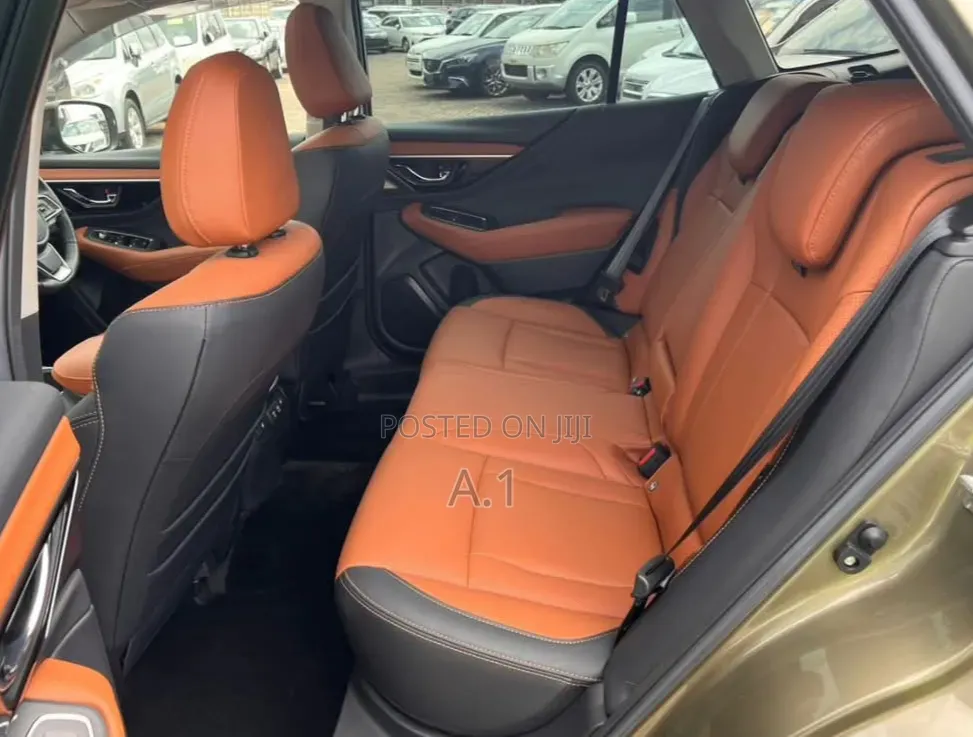 Subaru Outback Touring 2022 Gold