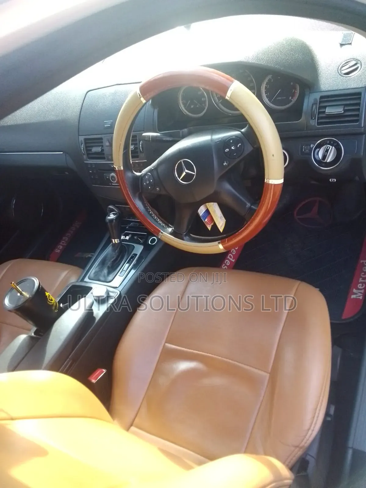 Mercedes-Benz C200 2010 White