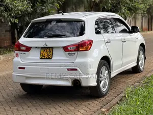 Mitsubishi RVR 2.0 2012 White
