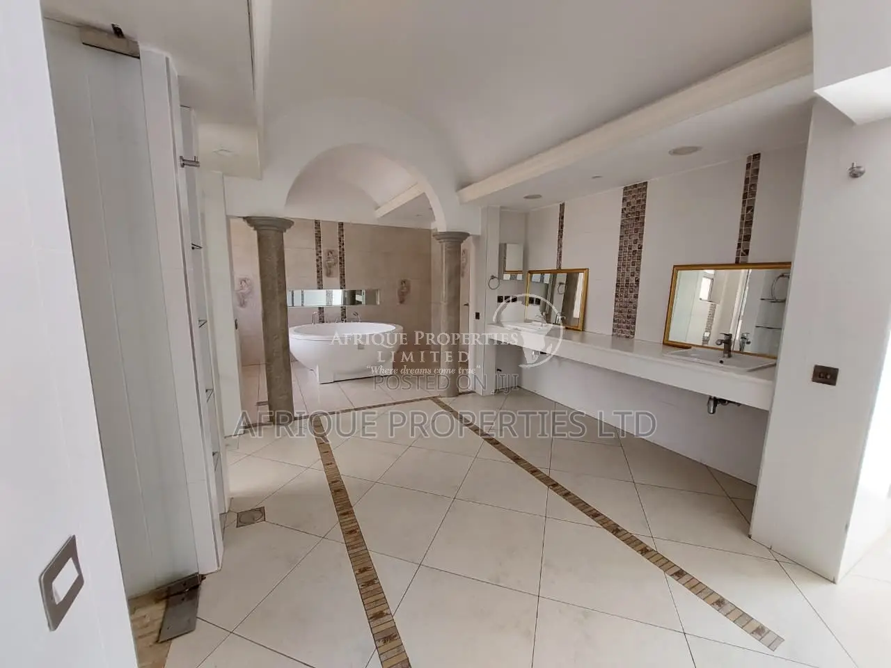 5bdrm Mansion in Muthaiga for sale