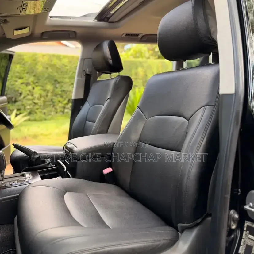 Toyota Land Cruiser 2012 Black