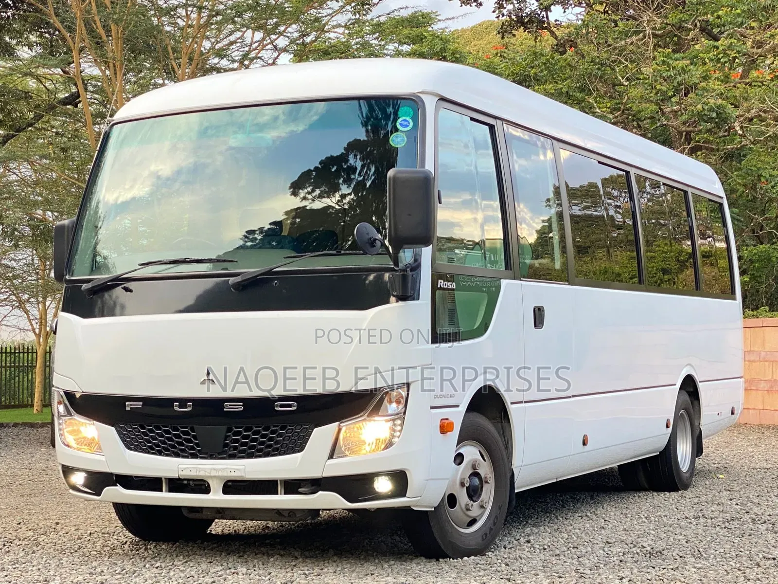 Mitsubishi Fuso Rosa 2019 White